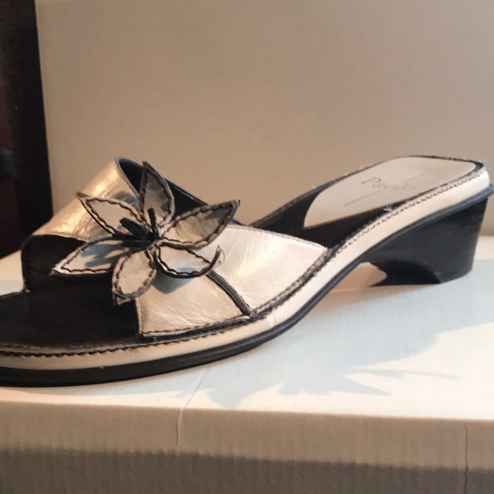 Slides - Picture 2 of 3